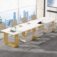 Moderner Executive-Schreibtisch mit goldenen Metallbeinen